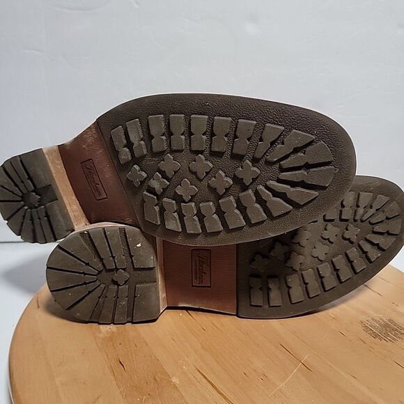 Florsheim  Men Chalet Plain Toe  Chelsea  Brown  Suede Classic Boots  Size 11.5M - Picture 5 of 5